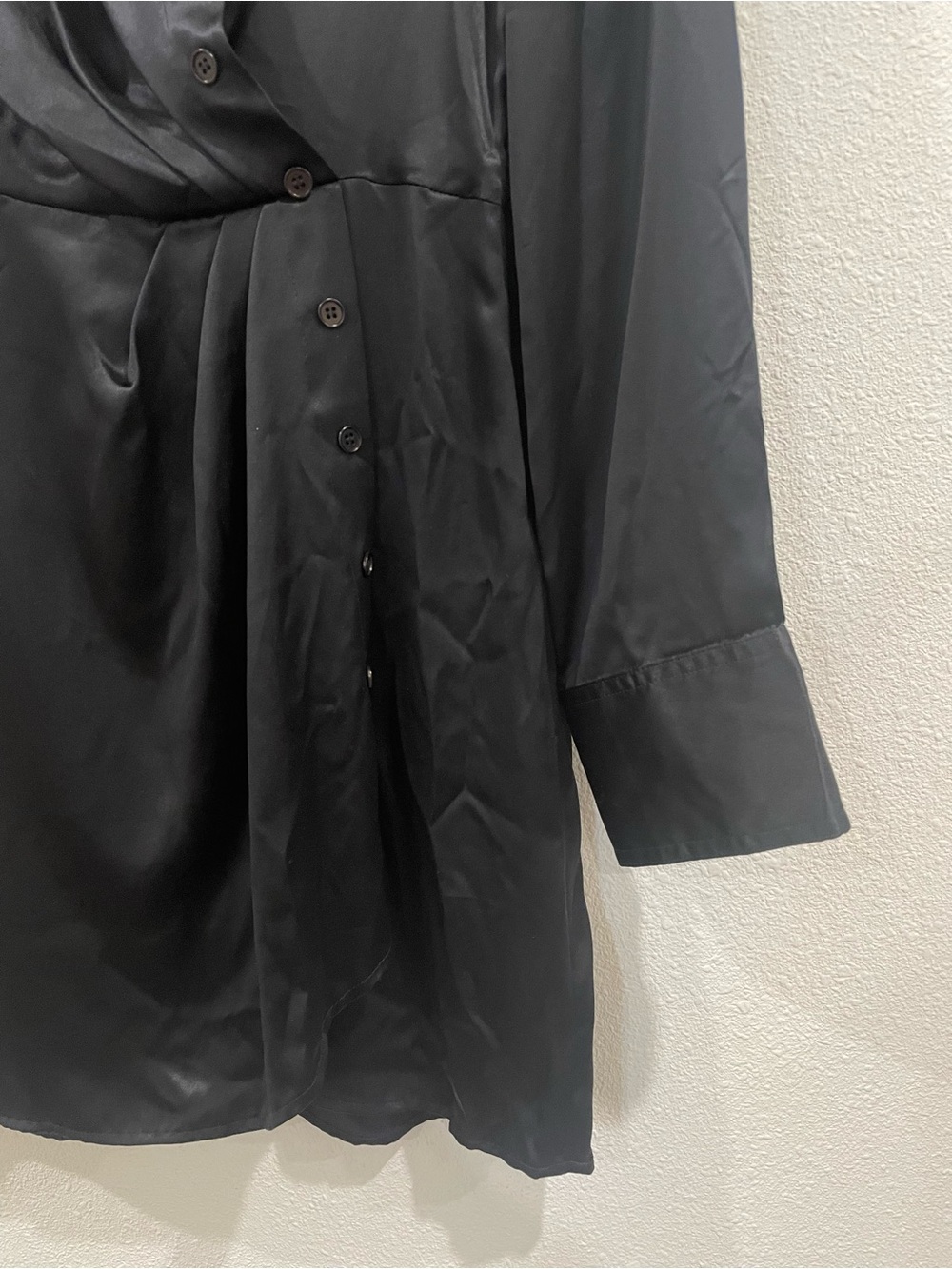 Reformation 100% Silk Black Button Faux Wrap Midi Dress Size 2 Long Sleeve Party - Picture 12 of 12